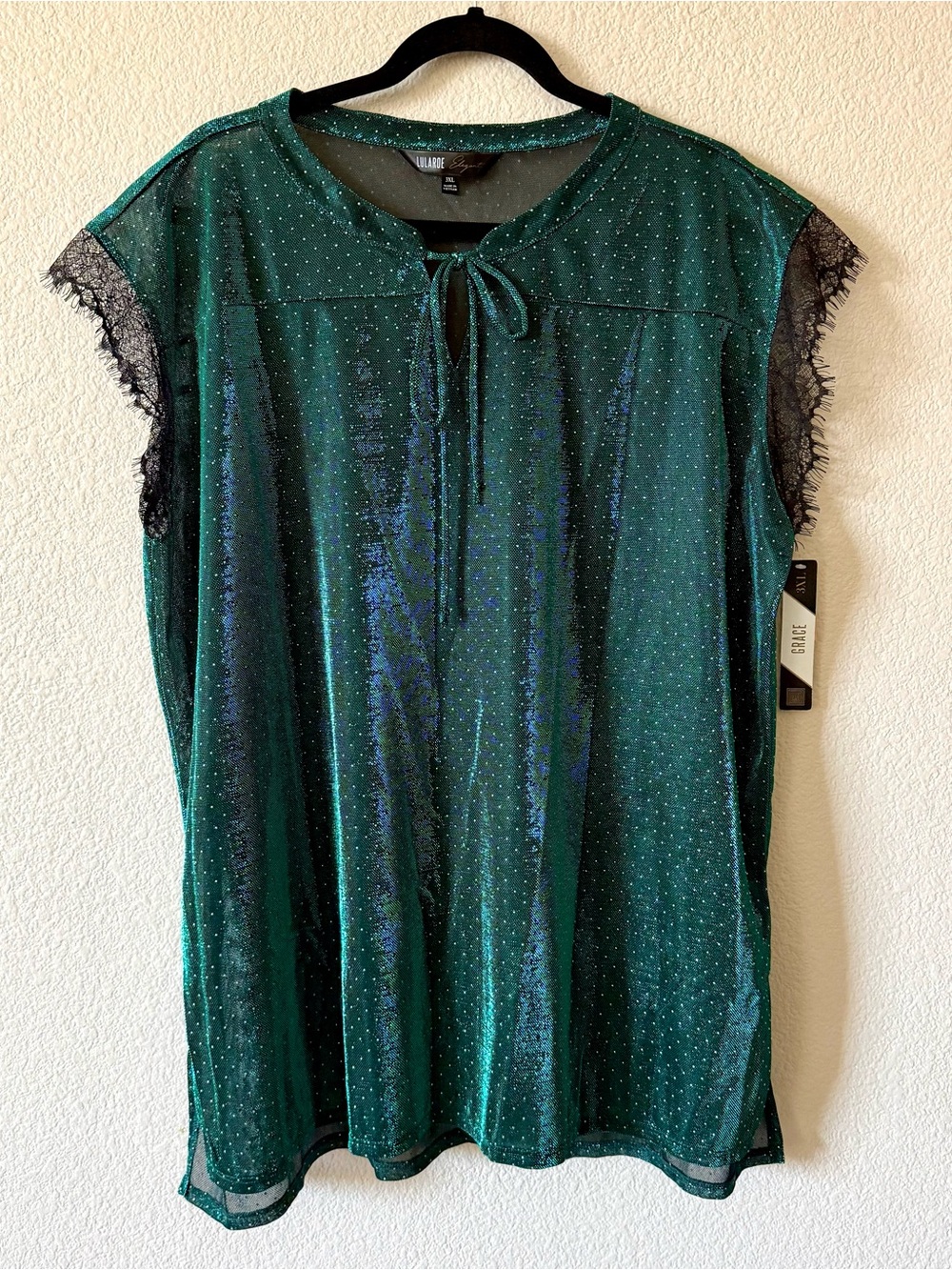New with Tags LuLaRoe Elegant Holiday Collection Grace Top